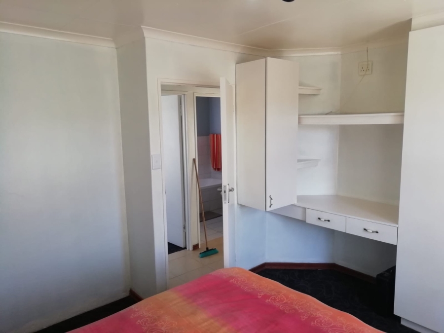 2 Bedroom Property for Sale in Kabega Park Eastern Cape